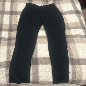 Under Armour Golf Pant - Black - Lightly Worn - Size 32 x 32